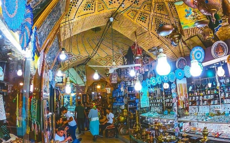 سرای مشیر شیراز بهترین بازار سنتی شیراز