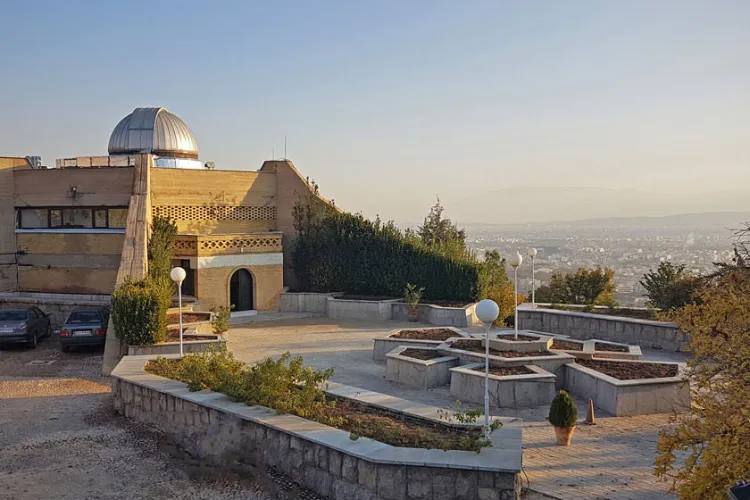 رصدخانه ابوریحان بیرونی شیراز