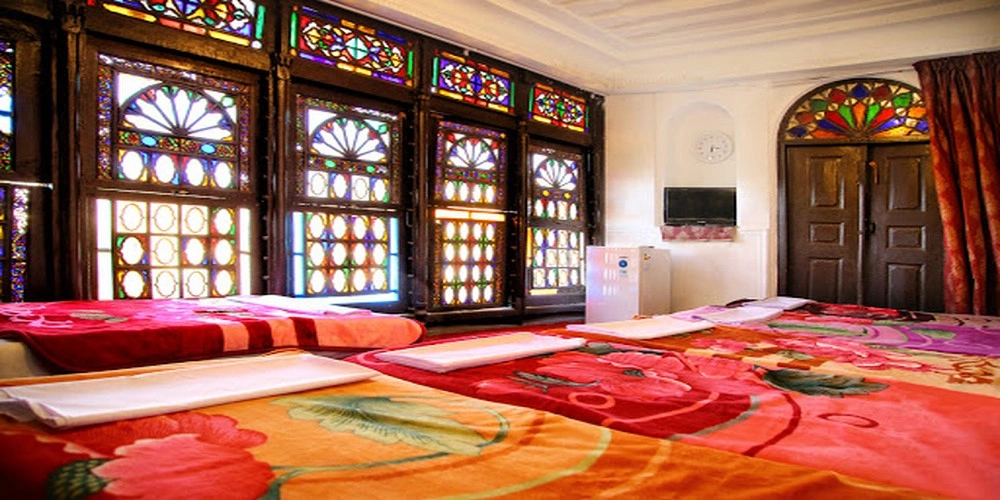 اقامتگاه بوم گردی عمارت قاجاریه شیراز