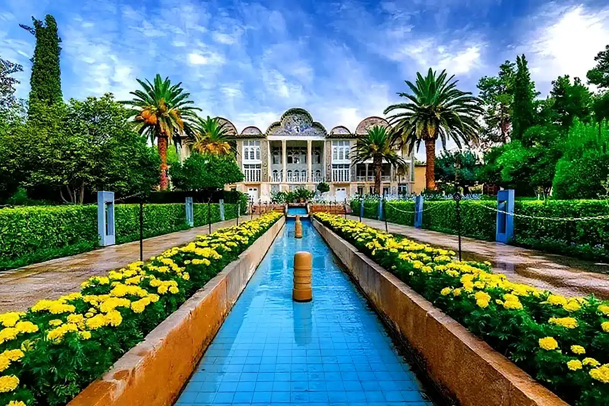 درمورد باغ ارم شیراز