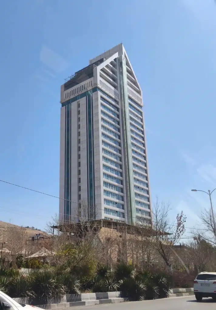 مجموعه گردشگری چمران - در شیراز کجاست